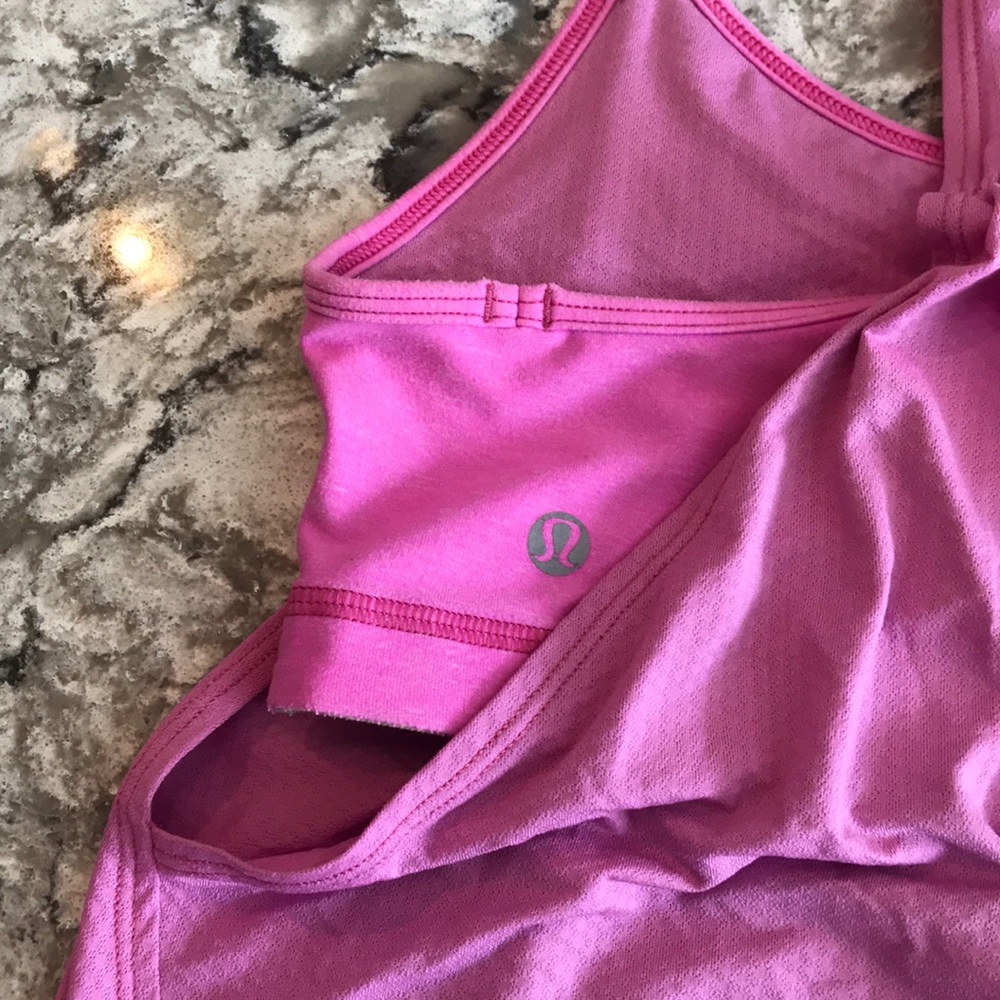 Lululemon - Picture 3 of 3